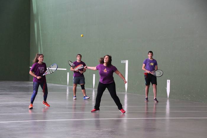 Gazte izateak ez duelako adi 11 1523733316147