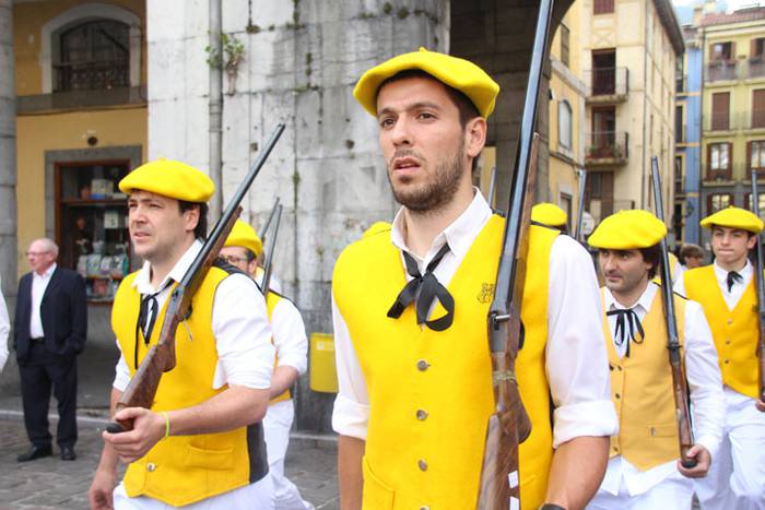 Lizarrez apaindutako kaleeta 39 1498311382668