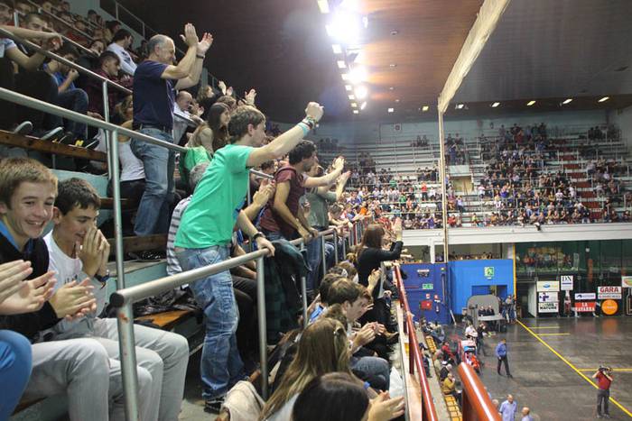 Altuna-Artola ligaxkako lehen partida 97 1445033149545