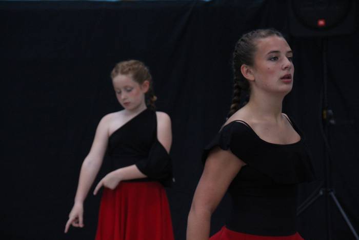 HERNIALDEKO ANDRA MARI JAIAK 14 1502819937636