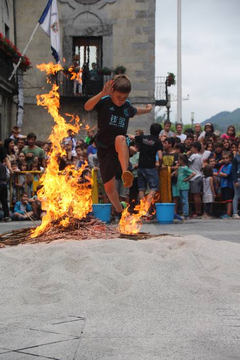 Momentu bereziaren zain 49 1498245551330