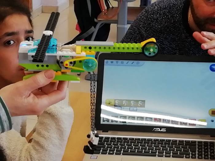 Robotikako lehen saioa Pedro 4 1553874933102