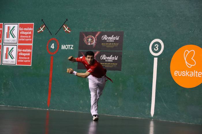 Altuna III eta Artola, Beoti 20 1550428414074