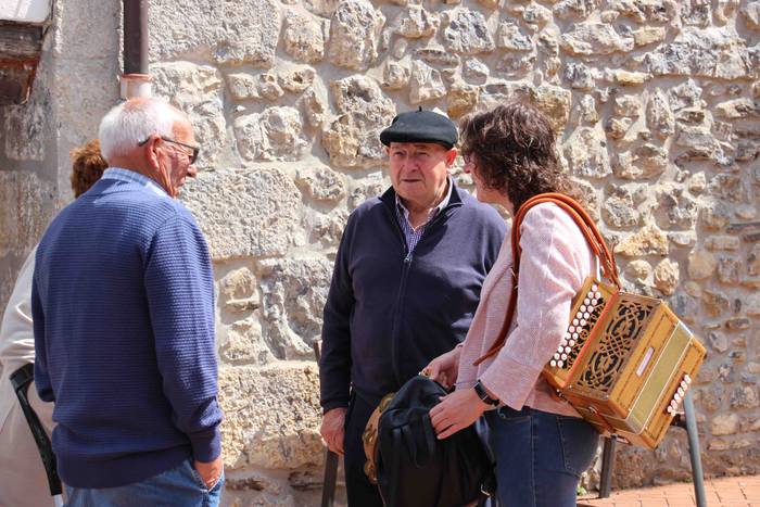 Harri jasarik ez da izango B 7 1559841824434