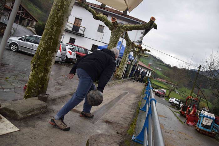 Bola txapelketa jokatu dute Belauntzan 11 1544875347094