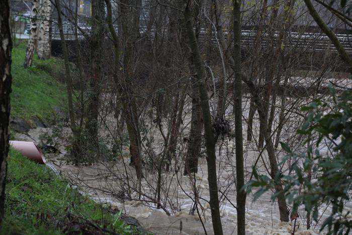 Astelehena, gainezka 4 1484560770277