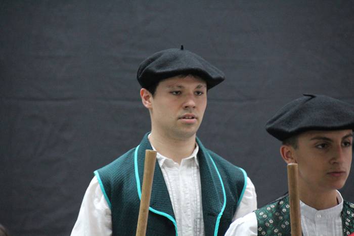 Kristikin eta dantza, Lizart 10 1496497020735