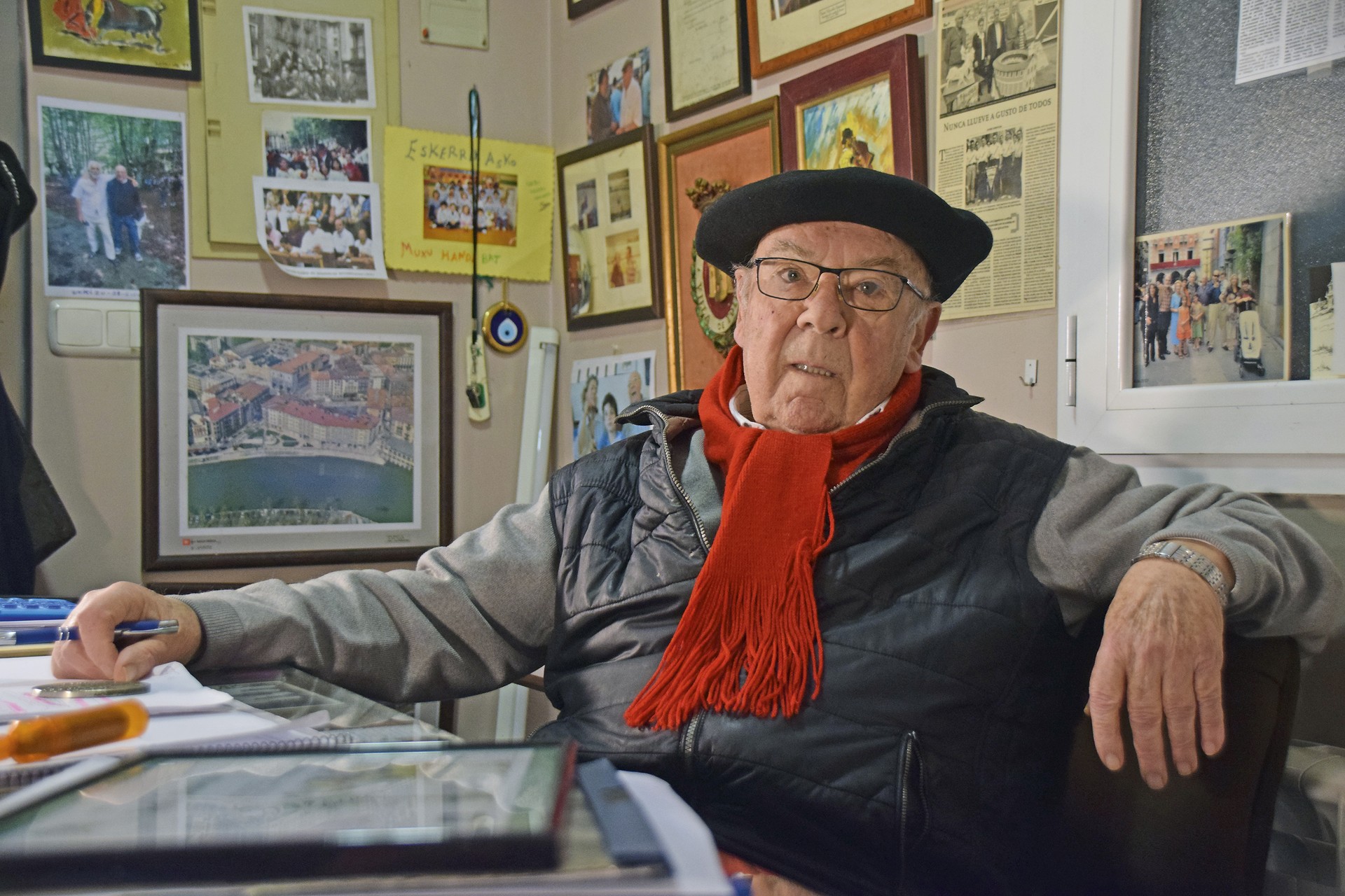«Sentimendua behar da lehenik, ideiak ondoren eta dirua gero»