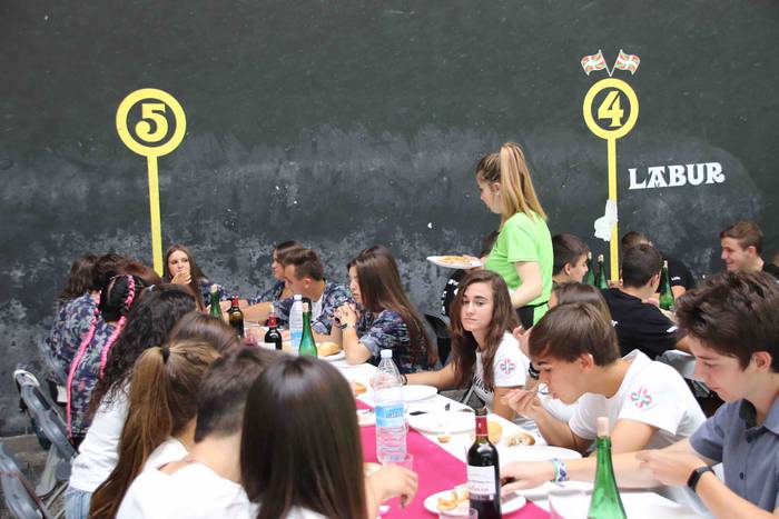 Bazkaldu ere frontoian egite 21 1566484662480