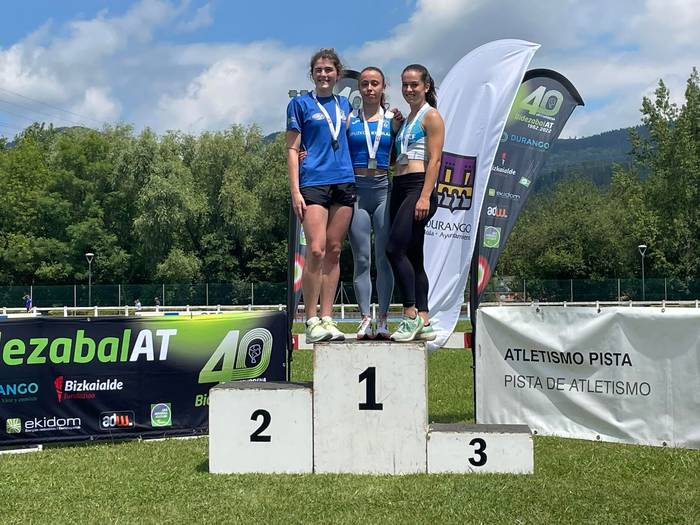 Bederatzi domina eta Tolosa  2 1654781163612