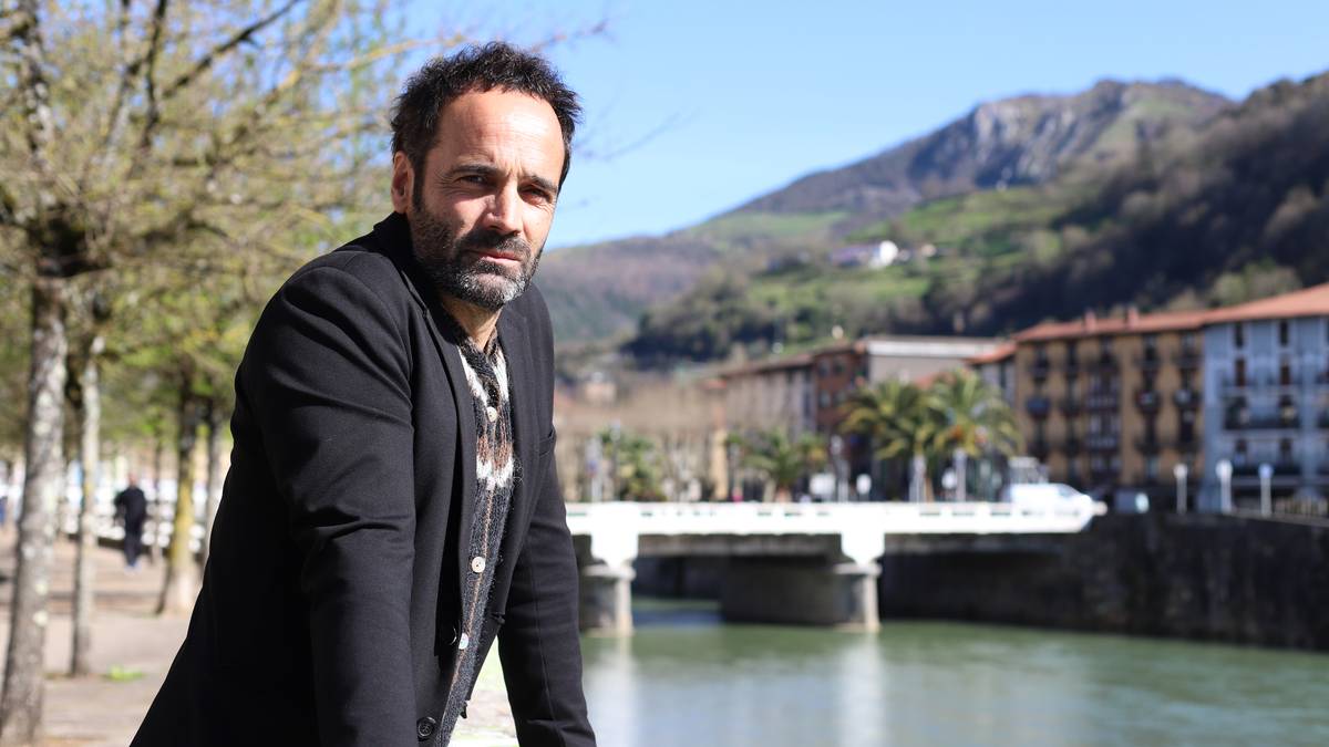 «Geologia munduan, Euskal Herriko enbaxadore txiki bat sentitzen naiz»