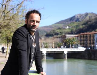 «Geologia munduan, Euskal Herriko enbaxadore txiki bat sentitzen naiz»