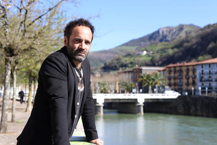 «Geologia munduan, Euskal Herriko enbaxadore txiki bat sentitzen naiz»