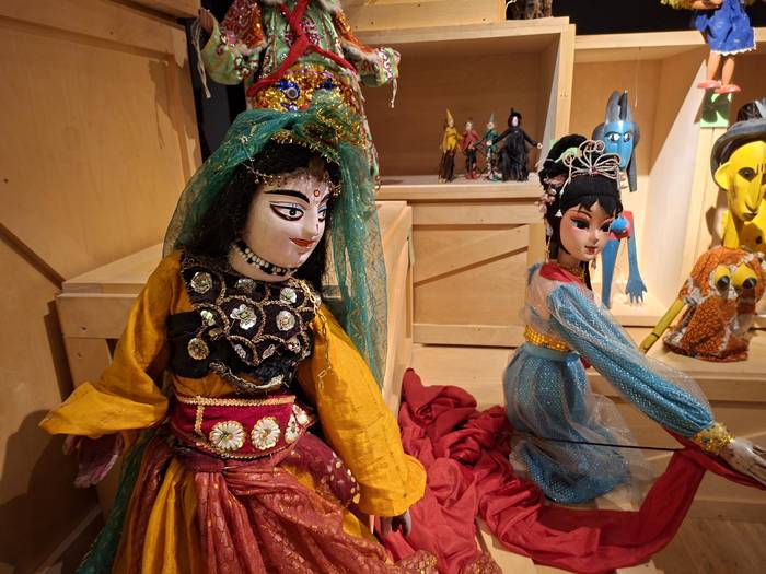 Martxoaren 8ari keinua egingo dio Topic-ek