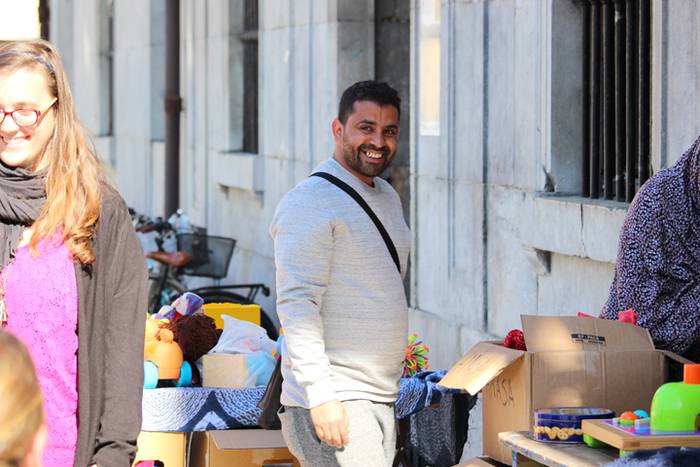 Bigarren eskuko azoka, Sahar 6 1492863206989