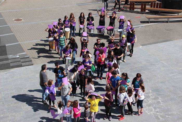 Eskuz esku morez margotu dut 38 1553963612412