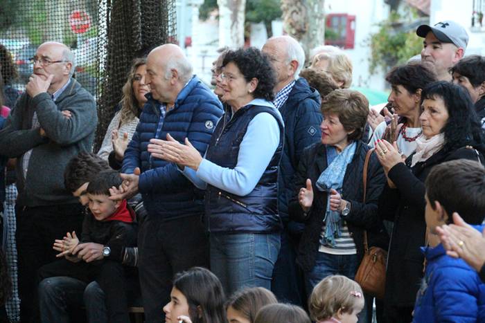 Erakustaldiz betetako arrats 54 1507490215975