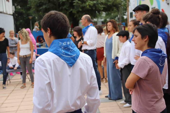 Euskal dantzek harrobia dute 25 1567950046809