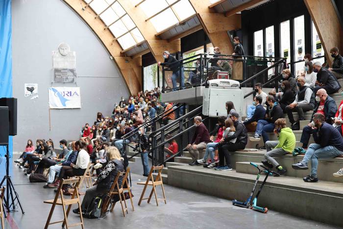 'Maurizia naz', Aukeran dant 17 1601216083862