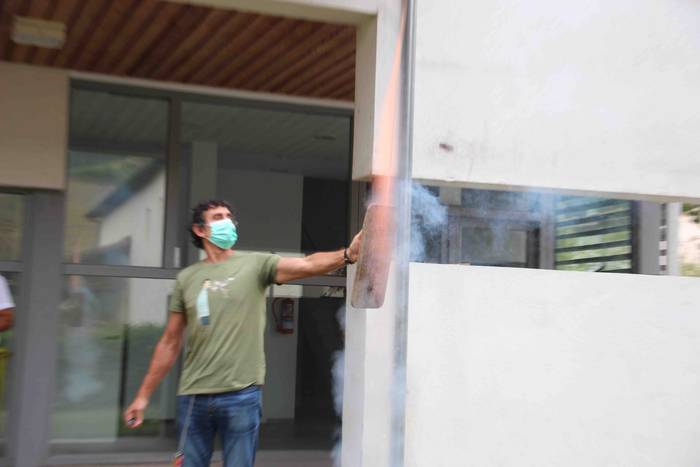 Bi suziri eta bi txistulari 7 1597052734693