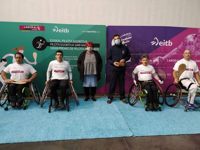 Eskualdeko bi pilotari izang 8 1601915140357