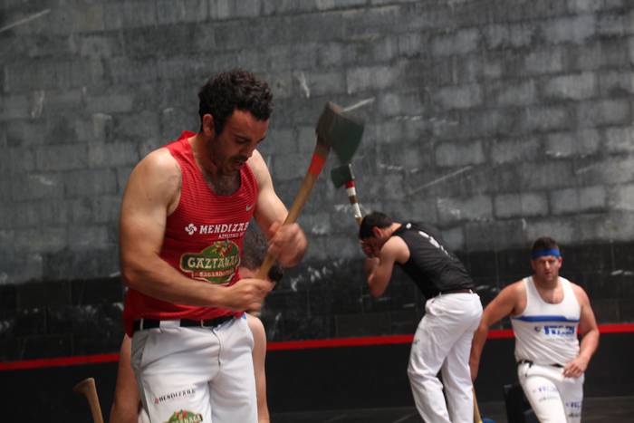 Zizurkilgo baserritarrek eur 13 1494860211260