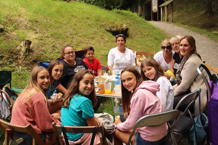 Kuadrillan bazkaltzea bezala 53 1564494490556