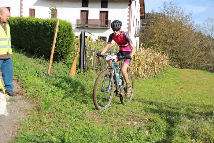 olarrain auzoa abraham olano 27 1572182913989