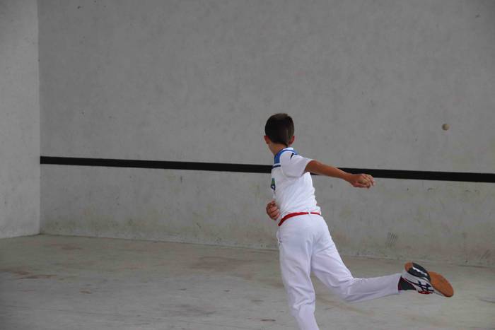 Txikiek pilotari handiak dir 32 1565875088254