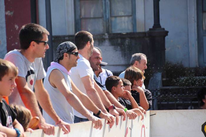 Kirol pixka bat, festan bete 10 1566471416707