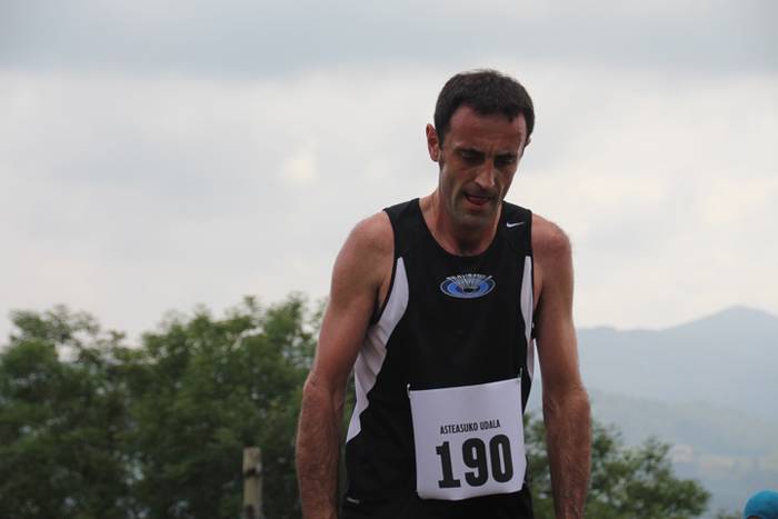 Santamañara igoera, festen a 26 1499606864464