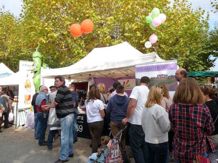 ezpeletako azoka 2015 18 1445878878753