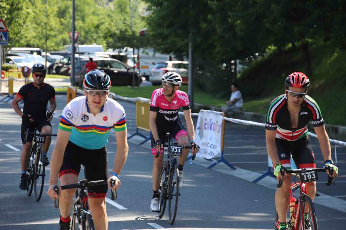 Gurpil gainean, Abraham Olan 38 1559487037668