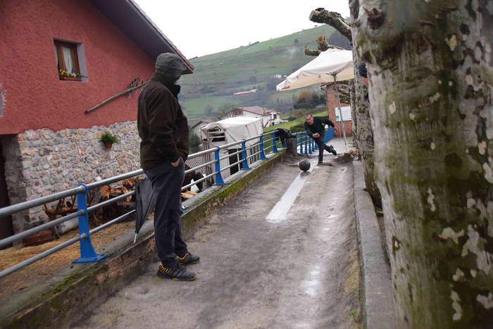 Bola txapelketa jokatu dute Belauntzan 5 1544875341861