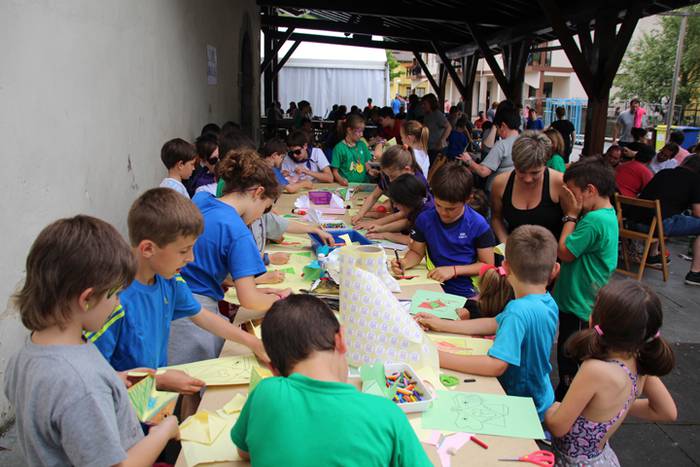 Eskola txiki eguna Ikaztegieta 30 1465750678189