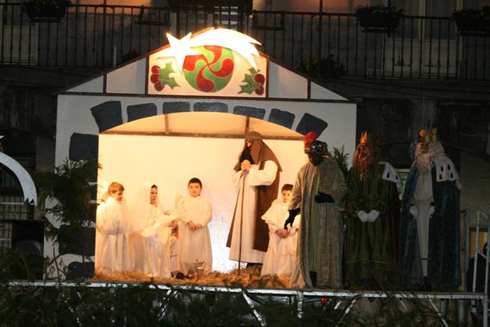 VILLABONAKO ERREGE MAGOEN DESFILEA 2017 47 1483976228747