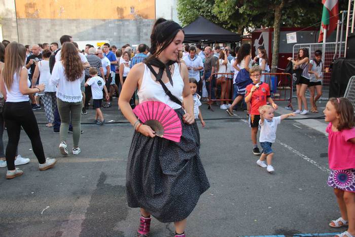 Bero sargoria, sagardoz bust 107 1532983231447