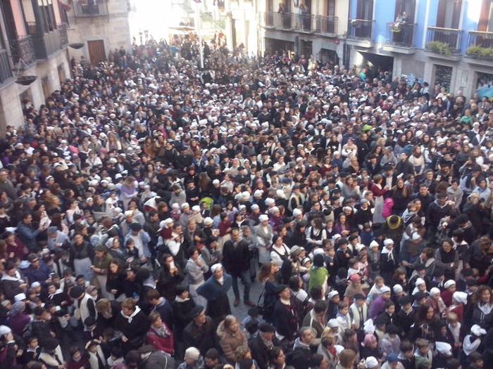 Gabon eskea eta olentzero 2015 1 1450964164848