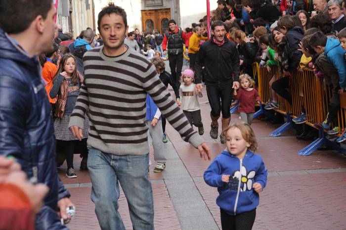 tolosa elkartasun krosa 2015 umeak 22 1451584534272