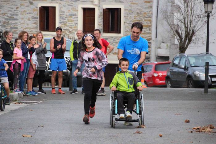 Iñaki Olano eta   irabazle E 147 1571509875279