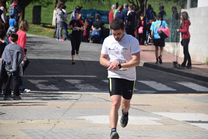 Hassan Ait Chaou eta Maitane 112 1489934217547