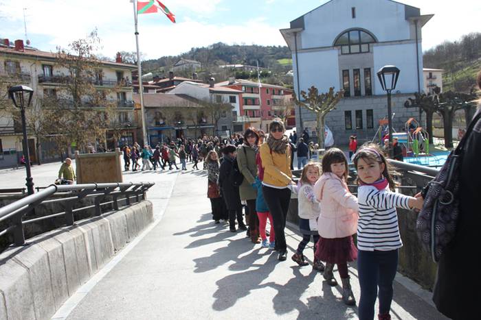 Herria osoan entzun dira ema 1 1520515480331