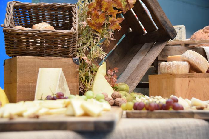 Zabalik da Goxua eta Esneki azoka berezietan parte hartzeko izen ematea