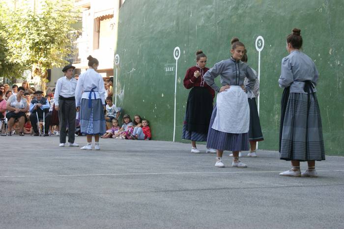 Amezketa san bartolome festa 16 1535466693889