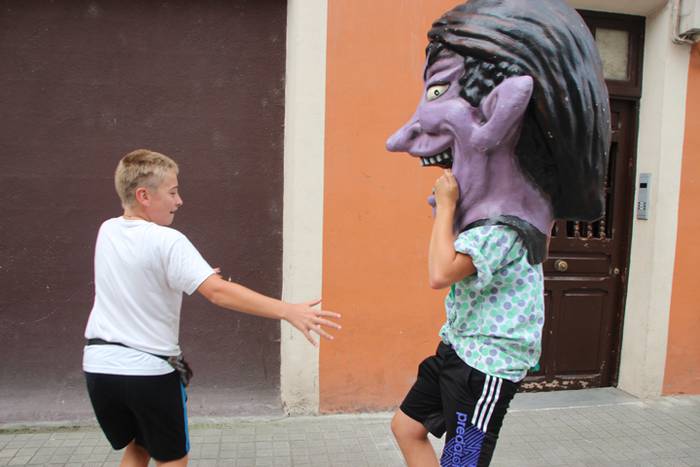 Morea nagusi plazan eta balk 44 1503489365178