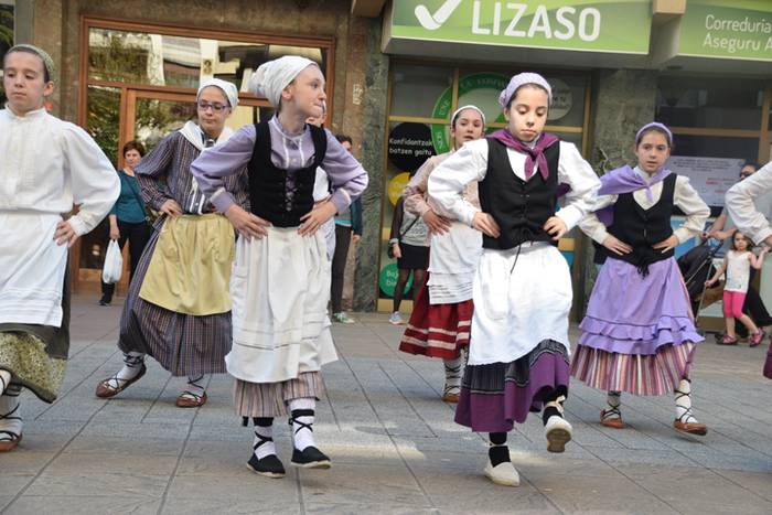 Dantzari Txiki eguna, Tolosa 52 1491651368069