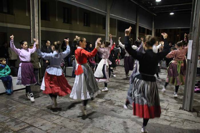 Oria merkatari elkarteak ema 1 1513367846641