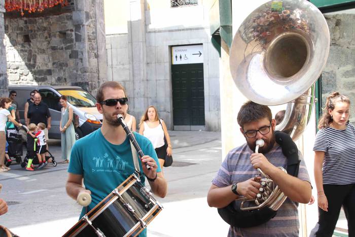 Arraunean, elkartasunez 219 1568480124911