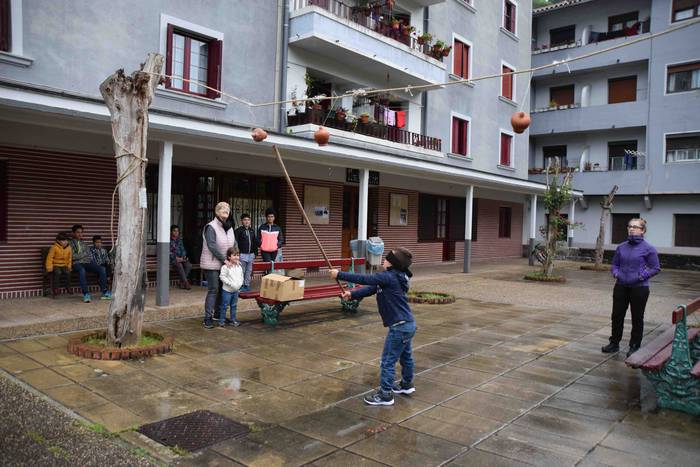 Haur jolasak, festen pizgarr 4 1558803011920