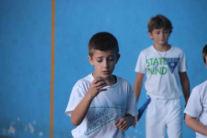 Rosa Soroa raketistari omena 18 1536497157233